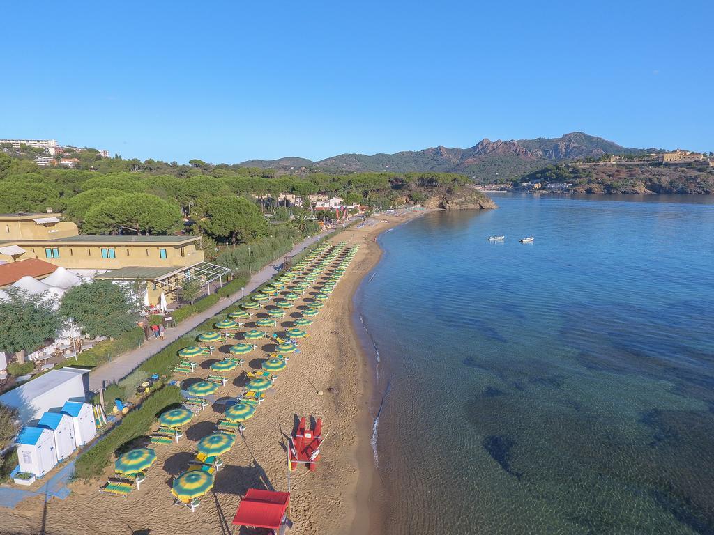 Hotel Le Acacie كابوليفيري المظهر الخارجي الصورة