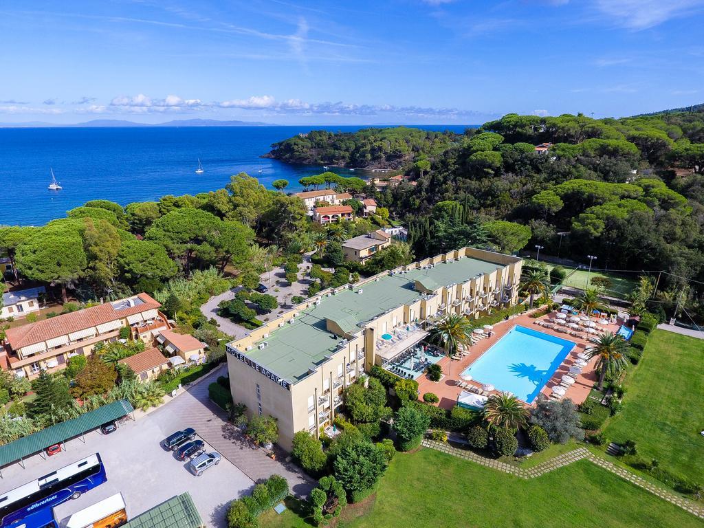 Hotel Le Acacie كابوليفيري المظهر الخارجي الصورة
