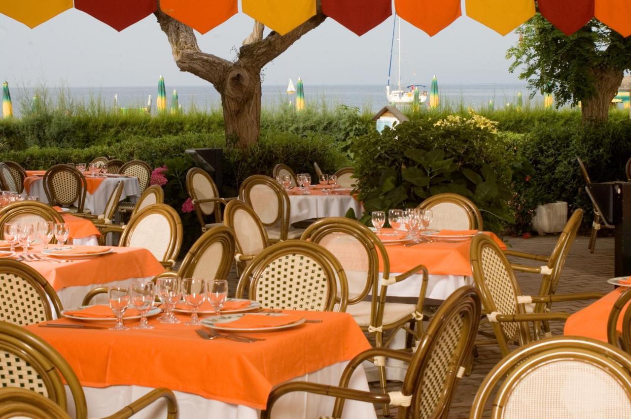 Hotel Le Acacie كابوليفيري المظهر الخارجي الصورة