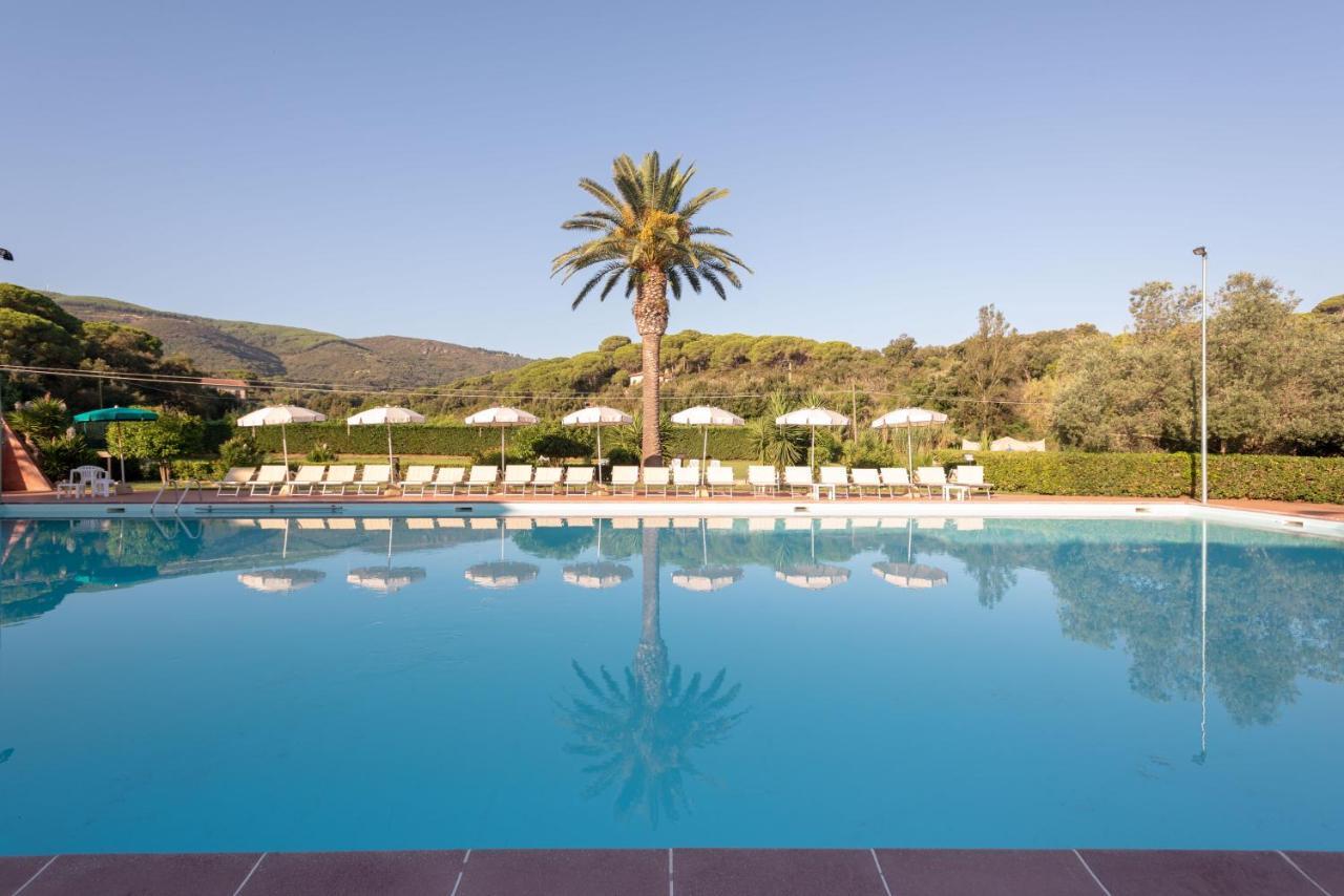 Hotel Le Acacie كابوليفيري المظهر الخارجي الصورة